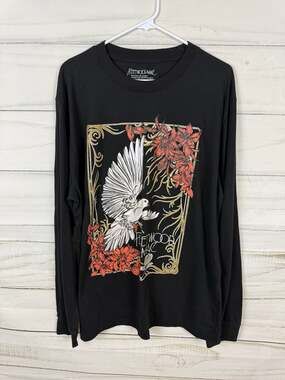 Fleetwood Mac Dove Graphic Long Sleeve Band T-Shirt